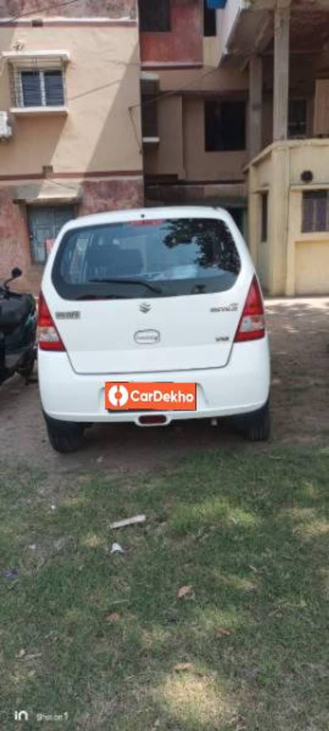 https://images10.gaadi.com/usedcar_image/3613156/original/processed_9e96fb88-b6ec-4c0c-a424-6ab602c4be0b.jpg?imwidth=6401