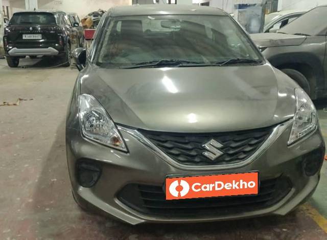https://images10.gaadi.com/usedcar_image/3613272/original/processed_97f3a3eb-9b33-4948-9c4c-f0ffa2ed900d.jpg?imwidth=6402