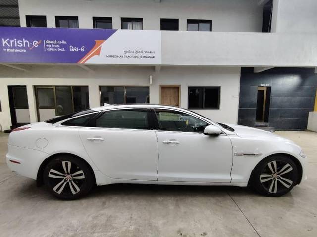 https://images10.gaadi.com/usedcar_image/3613305/original/processed_4dea366f-cf99-4fdb-8394-e682ba7d18e7.jpg?imwidth=6401