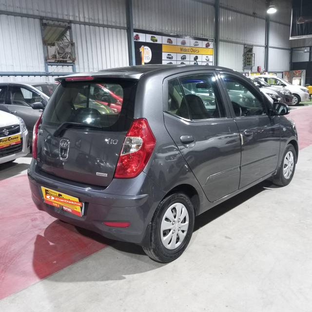 https://images10.gaadi.com/usedcar_image/3613413/original/processed_img2887451__used_car_2887451_1696932265.jpg?imwidth=6402