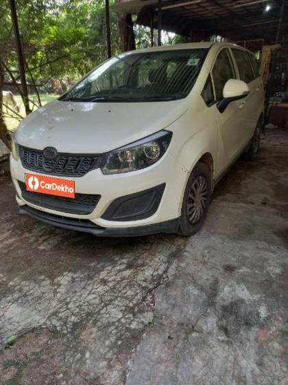 Mahindra Marazzo M4 8Str Mahindra Marazzo M4 8Str