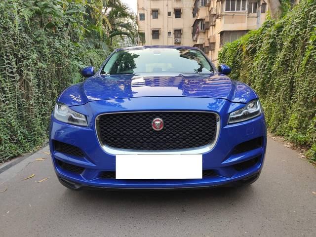 https://images10.gaadi.com/usedcar_image/3613552/original/processed_img2887537__usedcar_whatsappimage2023_11_17at53536pm_2887537_1700300606.jpeg?imwidth=6400