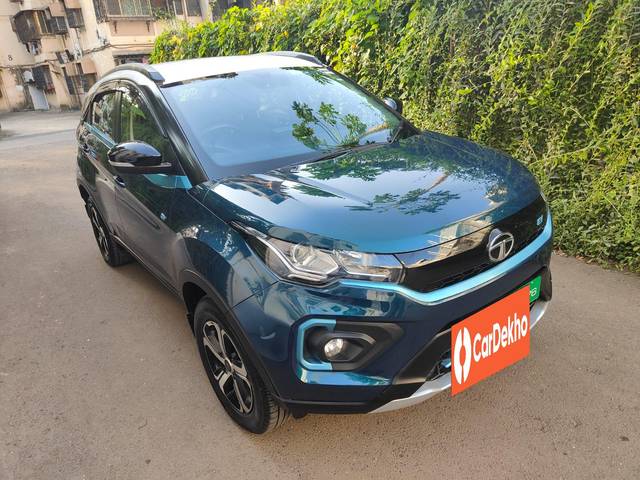 https://images10.gaadi.com/usedcar_image/3613706/original/processed_img2887634__usedcar_whatsappimage2023_09_05at55341pm_1__1111696926415_1696926429.jpeg?imwidth=6400