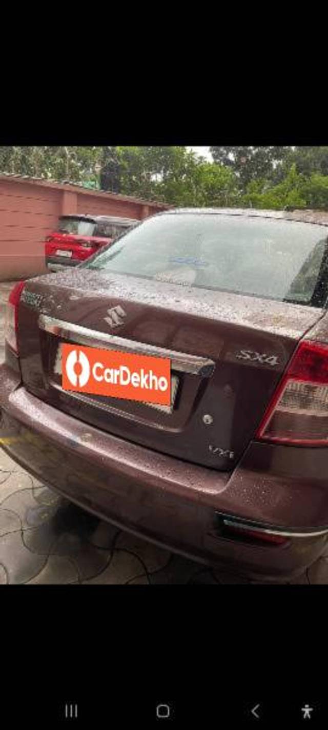 https://images10.gaadi.com/usedcar_image/3613793/original/processed_27a41dc0-b605-4104-96ee-8a5470c6208a.jpg?imwidth=6402