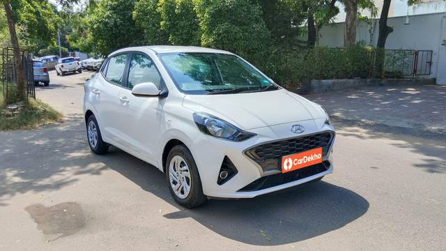 https://images10.gaadi.com/usedcar_image/3613848/original/processed_img2887717__used_car_2887717_1696930730.jpg?imwidth=6400