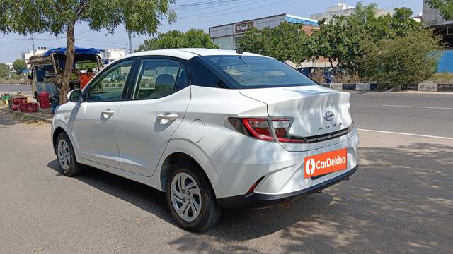 https://images10.gaadi.com/usedcar_image/3613848/original/processed_img2887717__used_car_2887717_1696930738.jpg?imwidth=6401