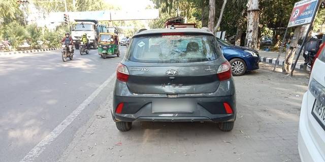 https://images10.gaadi.com/usedcar_image/3613947/original/03__VCC_1798092_96_1696328368.jpg?imwidth=6402