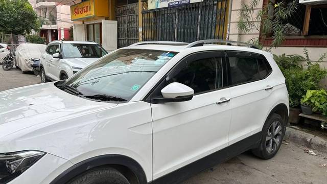 https://images10.gaadi.com/usedcar_image/3614193/original/processed_d52938aa-ae4e-47ea-b2ef-c6509c1d4833.jfif?imwidth=6402