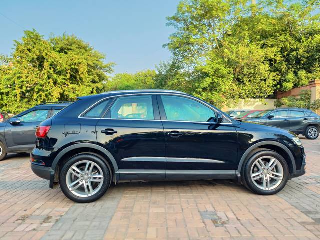 https://images10.gaadi.com/usedcar_image/3614194/original/img2887920__used_car_2887920_1696944281.jpg?imwidth=6402