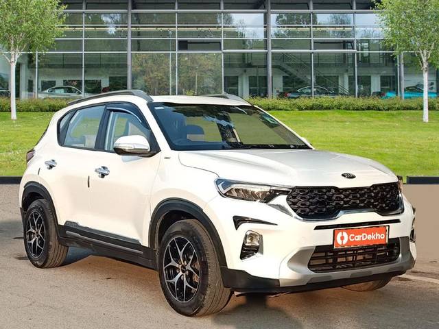 https://images10.gaadi.com/usedcar_image/3614363/original/processed_img2887981__used_car_2887981_1696950168.jpg?imwidth=6400