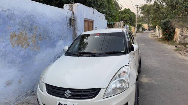 https://images10.gaadi.com/usedcar_image/3614805/original/processed_9aeb3db1-eee9-46d6-bf47-c485aa8c6f19.jpeg?imwidth=6402