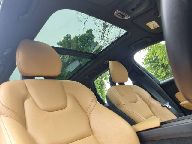 https://images10.gaadi.com/usedcar_image/3614954/original/img2888180__usedcar_2ced70fe_8d1b_4ae0_b010_74b5d30c0107_117901697002152_1697002186.jpg?imwidth=6402