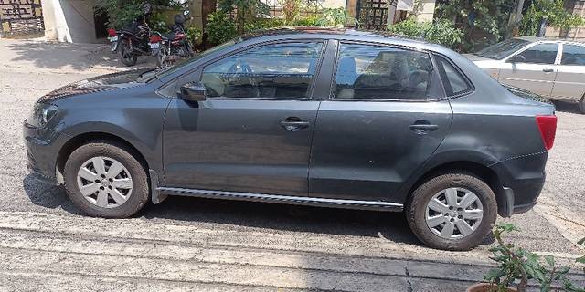 https://images10.gaadi.com/usedcar_image/3615032/original/04__VCC_IMG_1696397148497_1798297_95_1696397169.jpg?imwidth=6402
