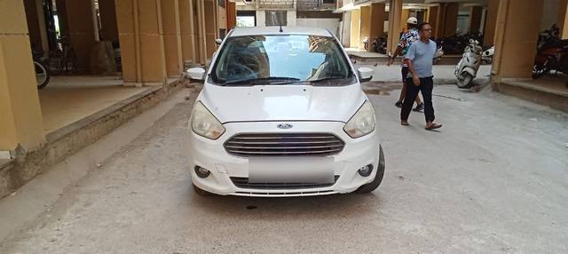 https://images10.gaadi.com/usedcar_image/3615038/original/04__VCC_1798299_94_1696397613.jpg?imwidth=6400