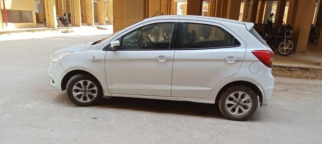 https://images10.gaadi.com/usedcar_image/3615038/original/04__VCC_IMG_1696396136504_1798299_95_1696396559.jpg?imwidth=6401