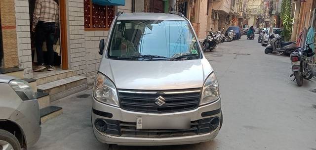 https://images10.gaadi.com/usedcar_image/3615042/original/04__VCC_1798305_94_1696399055.jpg?imwidth=6400
