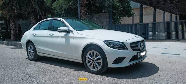 https://images10.gaadi.com/usedcar_image/3615159/original/processed_img2888298__usedcar_whatsappimage2023_10_11at124943pm_13__117901697009162_1697009200.jpeg?imwidth=6400