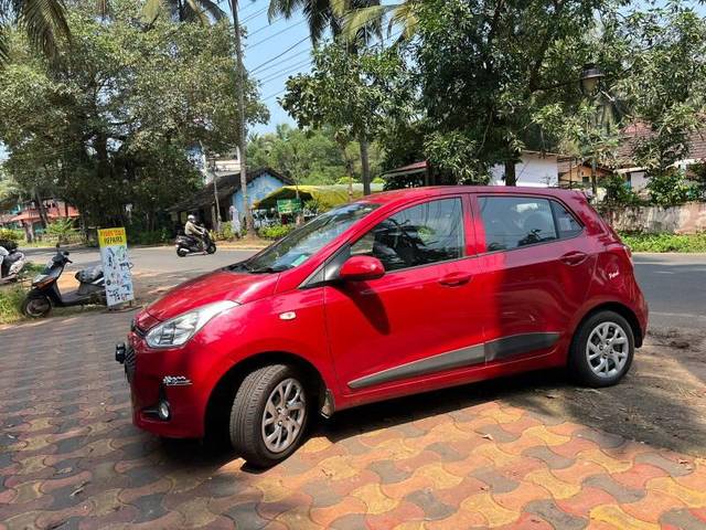 https://images10.gaadi.com/usedcar_image/3615215/original/processed_fd3ff6e1-e3c9-4f83-8344-9ecb8871140c.jpeg?imwidth=6401