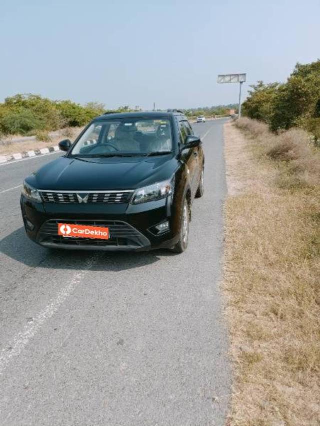 https://images10.gaadi.com/usedcar_image/3615239/original/processed_66e56ee8-5109-43e6-b246-fa2c92df70aa.jpg?imwidth=6400