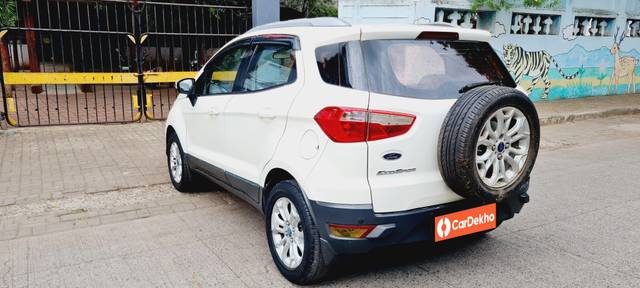 https://images10.gaadi.com/usedcar_image/3615309/original/processed_img2888395__used_car_2888395_1697013329.jpg?imwidth=6402