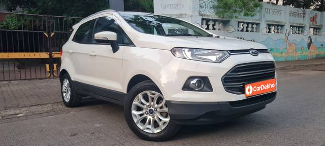 https://images10.gaadi.com/usedcar_image/3615316/original/processed_img2888400__used_car_2888400_1697013549.jpg?imwidth=6400