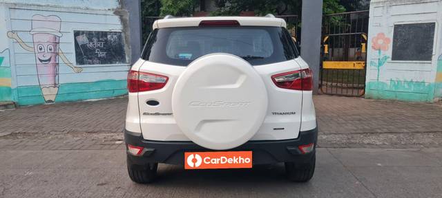 https://images10.gaadi.com/usedcar_image/3615316/original/processed_img2888400__used_car_2888400_1697013562.jpg?imwidth=6402