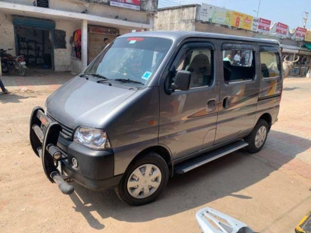 https://images10.gaadi.com/usedcar_image/3615422/original/processed_c980081b-7f47-4d84-8e61-24cf7425ceba.jpeg?imwidth=6400