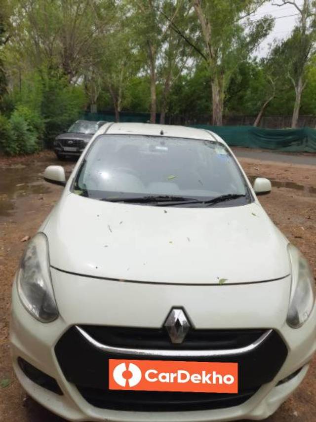 https://images10.gaadi.com/usedcar_image/3615470/original/processed_847b3393-1843-438e-b642-3dee5d416c07.jpg?imwidth=6400