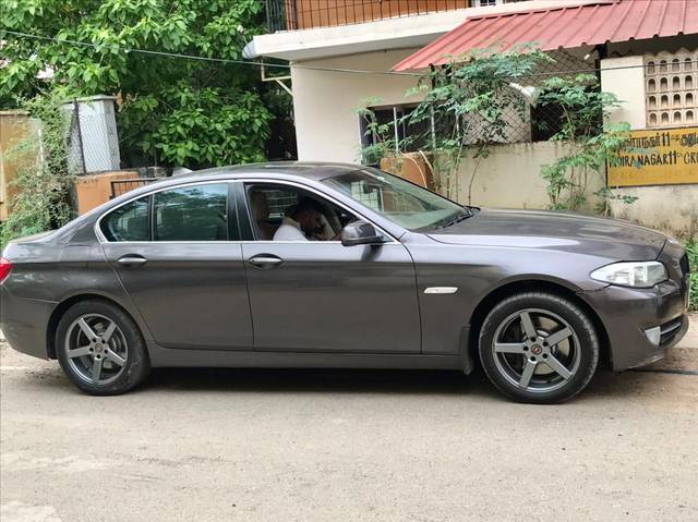 https://images10.gaadi.com/usedcar_image/3615484/original/processed_img2888496__used_car_2888496_1697018679.jpg?imwidth=6402