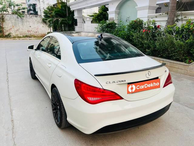 https://images10.gaadi.com/usedcar_image/3615565/original/processed_img2888537__used_car_2888537_1697021325.jpg?imwidth=6402