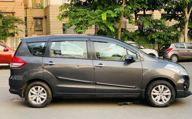 https://images10.gaadi.com/usedcar_image/3615822/original/processed_img2888711__used_car_2888711_1697027845.jpg?imwidth=6401