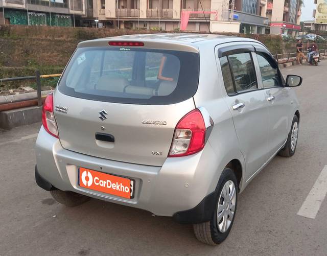 https://images10.gaadi.com/usedcar_image/3615881/original/processed_img2888752__used_car_2888752_1697029421.jpg?imwidth=6402