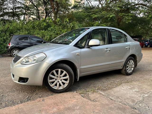 https://images10.gaadi.com/usedcar_image/3615921/original/processed_img2888775__used_car_2888775_1697030947.jpg?imwidth=6400