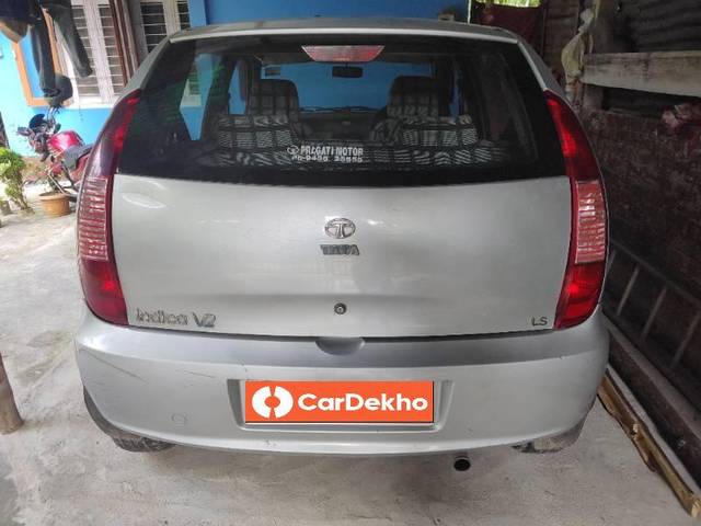 https://images10.gaadi.com/usedcar_image/3616016/original/processed_2b877ce8-9088-4e22-8211-e4000dff19eb.jpg?imwidth=6402