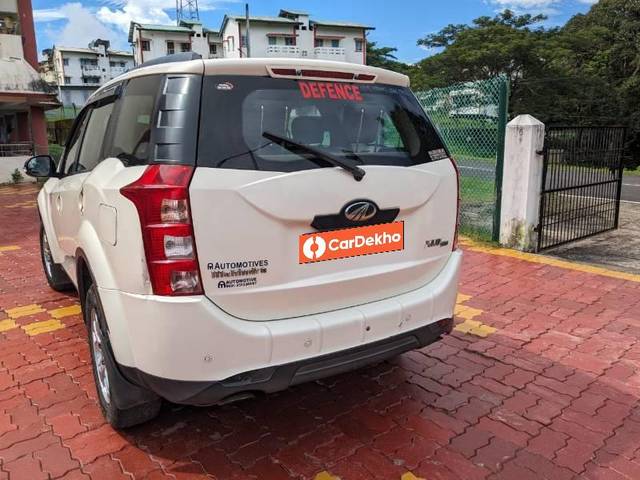 https://images10.gaadi.com/usedcar_image/3616034/original/processed_00d74ea1-1e5b-439d-97b3-c4ffd7fa6061.jpeg?imwidth=6401