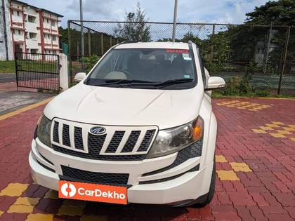 Mahindra XUV500 W8 FWD Mahindra XUV500 W8 FWD