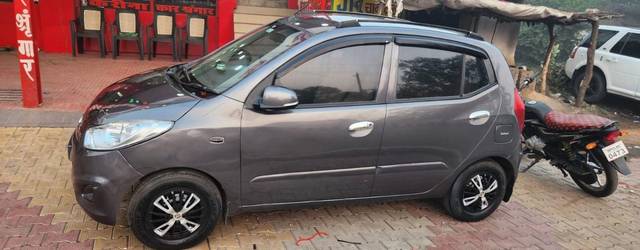 https://images10.gaadi.com/usedcar_image/3616275/original/processed_67b2bebc-308a-45f6-a454-3e36ac12051f.jpeg?imwidth=6402