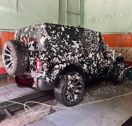 Mahindra Thar LX 4-Str Hard Top AT BSVI Mahindra Thar LX 4-Str Hard Top AT BSVI