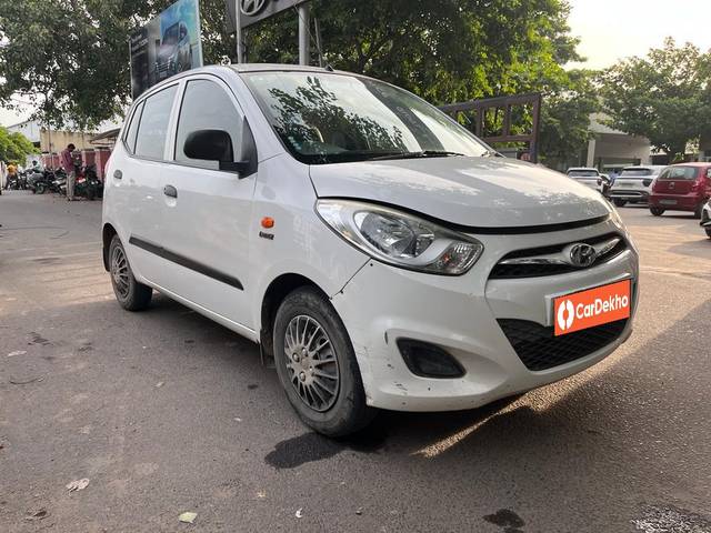 https://images10.gaadi.com/usedcar_image/3616465/original/processed_img2888898__usedcar_whatsappimage2023_09_20at50040pm_1__63411697084031_1697084141.jpeg?imwidth=6400