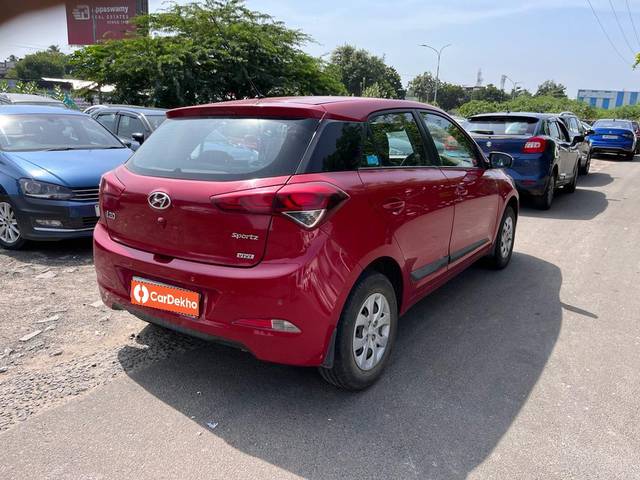 https://images10.gaadi.com/usedcar_image/3616468/original/processed_img2888899__usedcar_whatsappimage2023_09_20at94528am_63411697084247_1697084540.jpeg?imwidth=6402