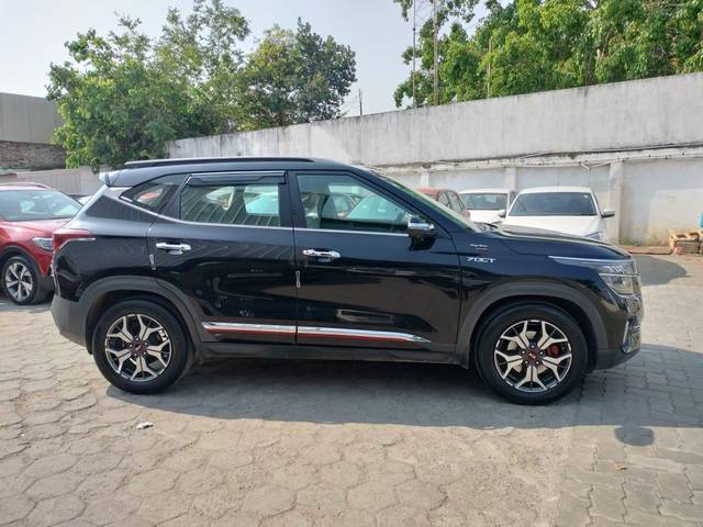 https://images10.gaadi.com/usedcar_image/3616478/original/processed_img2888904__usedcar_whatsappimage2023_04_25at25240pm_63411697084962_1697085156.jpeg?imwidth=6401