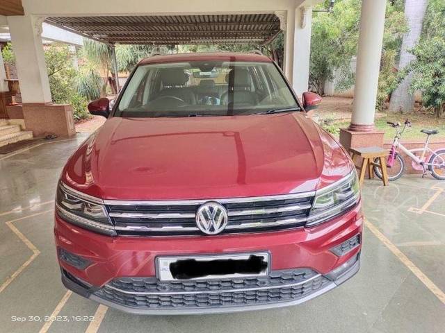 https://images10.gaadi.com/usedcar_image/3616480/original/processed_6c91b1dc-df92-4709-912d-6b33b1424579.jpeg?imwidth=6401