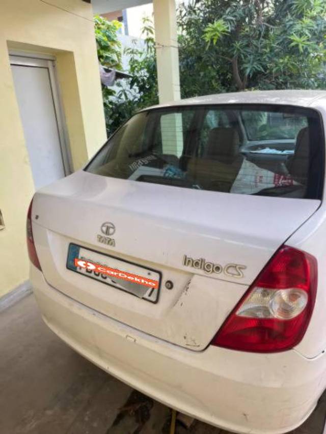 https://images10.gaadi.com/usedcar_image/3616600/original/processed_c996dfed-dfaa-431e-b98a-ece78aa6a095.jpg?imwidth=6401