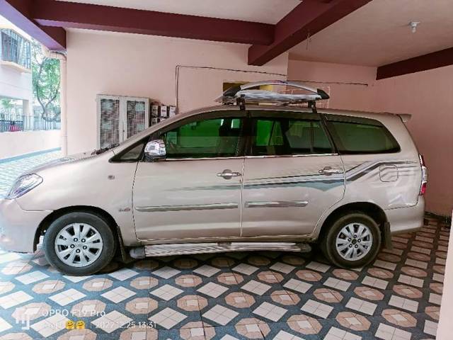 https://images10.gaadi.com/usedcar_image/3616705/original/processed_c27b8ca2-9167-4a5c-a15b-f4f582e1cddd.jpg?imwidth=6401
