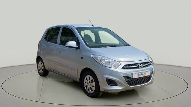 https://images10.gaadi.com/usedcar_image/3616709/original/slot__1-7-Exterior-28694457785-a9afe646a14340ef8853b9f7756ffa17-Exterior-7.jpg?imwidth=6400