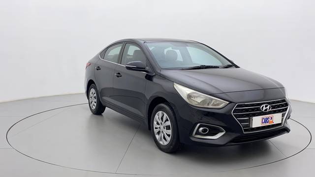 https://images10.gaadi.com/usedcar_image/3616965/original/b62190f5-53e6-4136-a504-fa8dca980c50__45.jpg?imwidth=6400