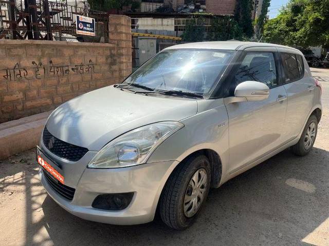 https://images10.gaadi.com/usedcar_image/3617129/original/processed_db45d7bc-5708-4078-aef2-1e3b8bd4bb01.jpeg?imwidth=6400