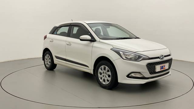 https://images10.gaadi.com/usedcar_image/3617134/original/2daf825f-a102-449d-860d-fa486780c423__43.jpg?imwidth=6400