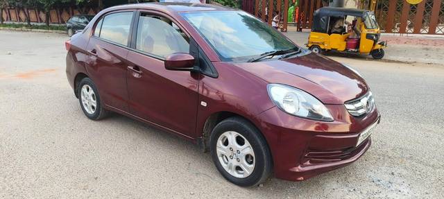 https://images10.gaadi.com/usedcar_image/3617442/original/processed_img2889584__used_car_2889584_1697105410.jpg?imwidth=6400