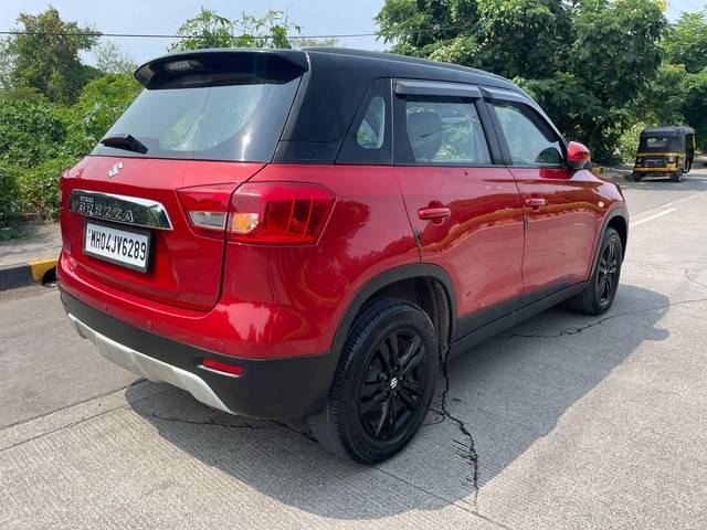 https://images10.gaadi.com/usedcar_image/3617557/original/processed_img2889658__used_car_2889658_1697109289.jpg?imwidth=6402